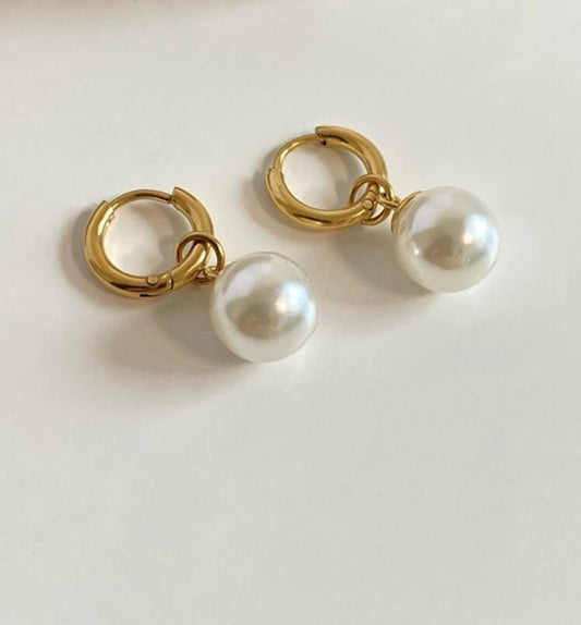 Pearl earrings