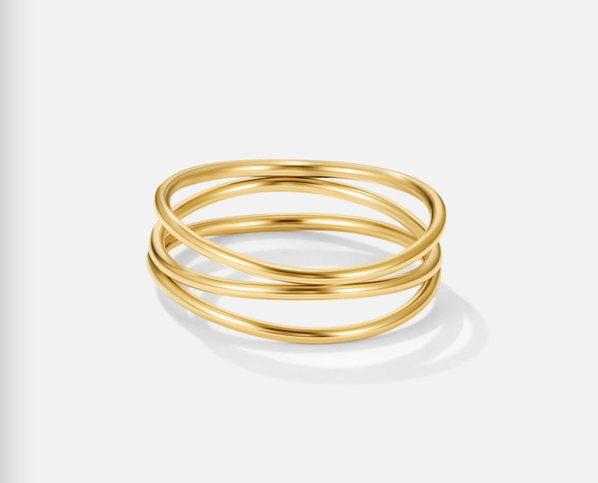 Elegant Triple Loop Ring