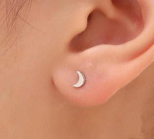 Crescent Moon Stud Earring